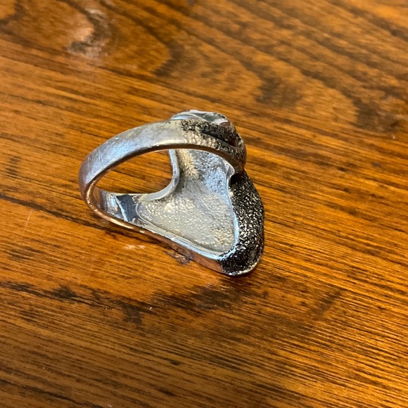 Textured Silver Ring - Picture 4 of 7